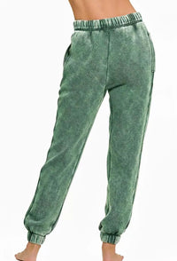 Zenana Acid Wash Fleece Jogger Sweatpants in Dark Green