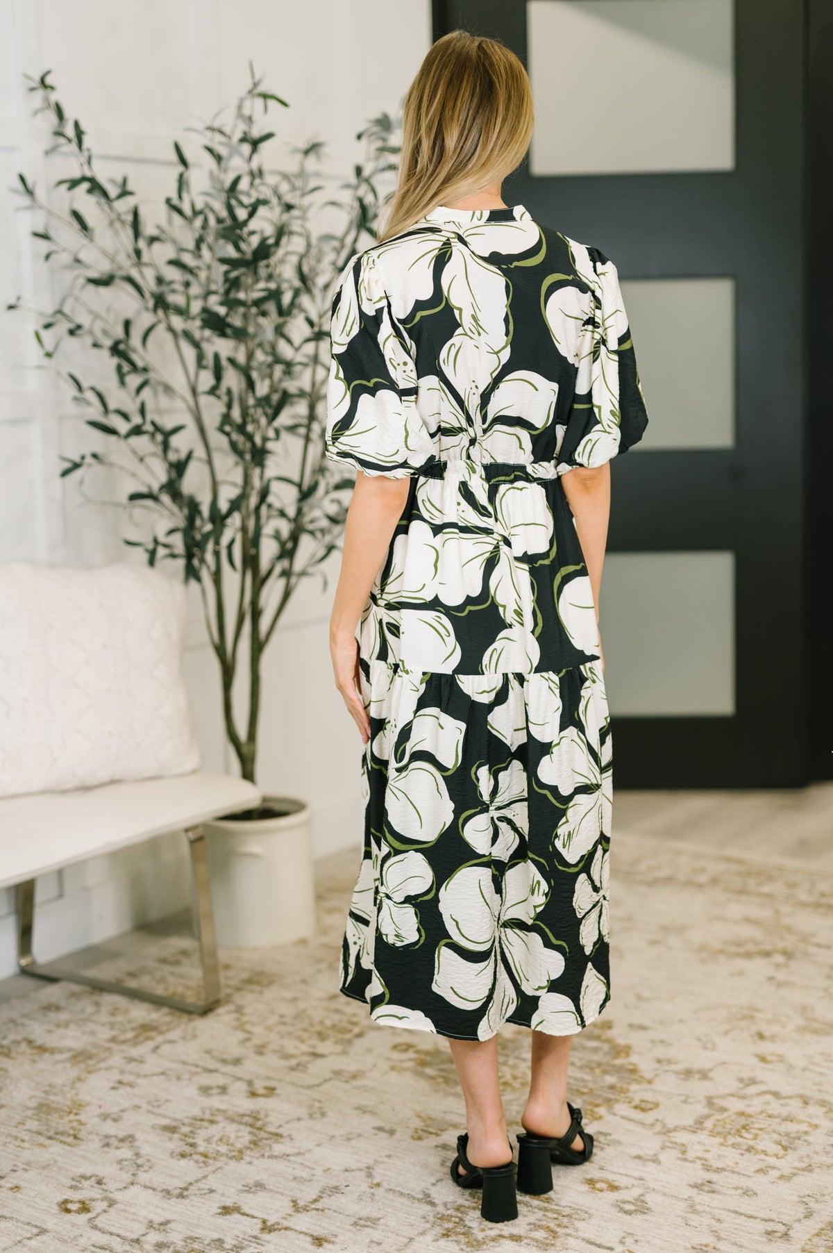Gigio Floral Puff Sleeve Midi Dress