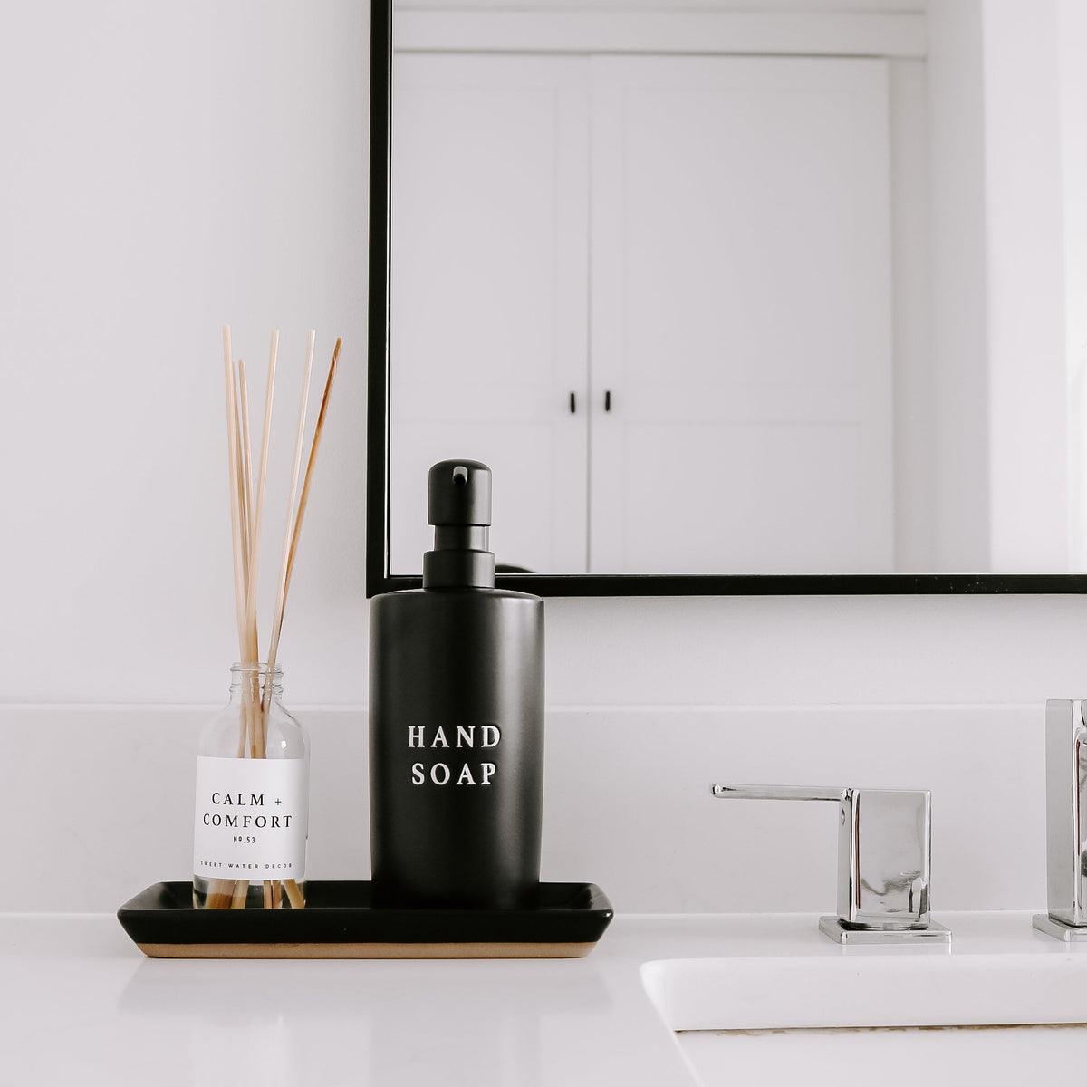 Sweet Water Decor Black Stoneware Hand Soap Dispenser - 15oz&nbsp;